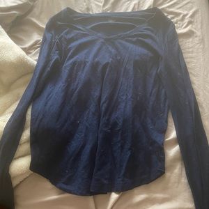 SO long sleeve size medium